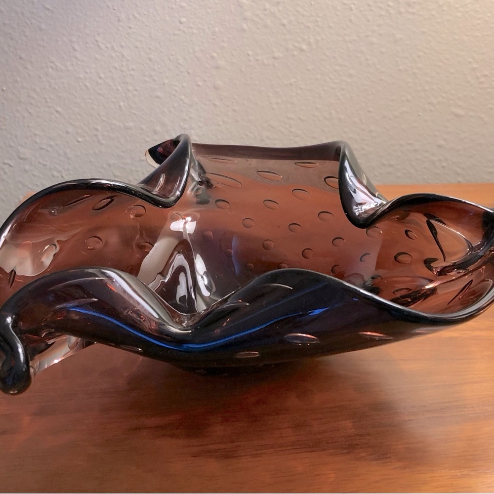 Murano glass purple/bubble dish.